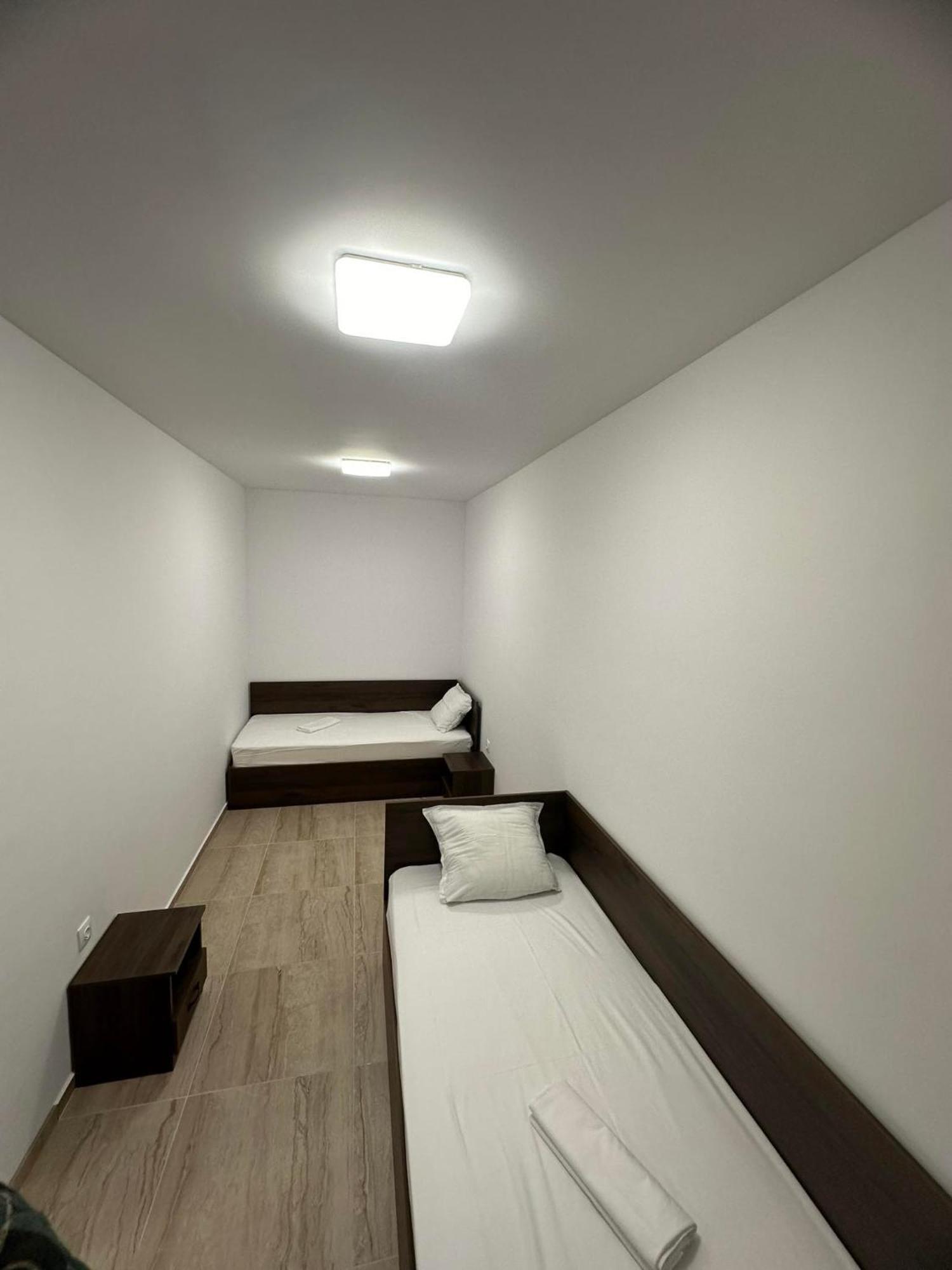 St George Apartcomplex 슈코르필로브치 외부 사진